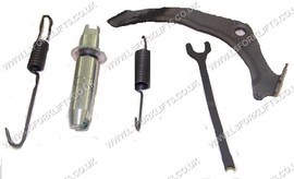 HYSTER ADJUSTER KIT RH (LS5742)