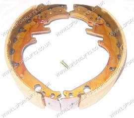 TOYOTA BRAKE SHOE KIT (LS5597)