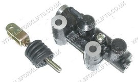 MASTER CYLINDER (LS4936)