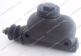 MASTER CYLINDER (LS3687)