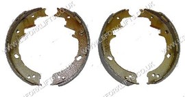 NISSAN BRAKE SHOE KIT FROM 1/6/2004 (LS5104)