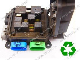 USED HYSTER FUSE BOX (LS4915)