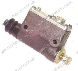 MASTER CYLINDER (LS3672)