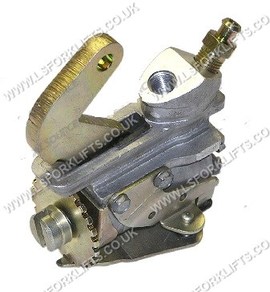 WHEEL BRAKE CYLINDER L/H (LS2376)