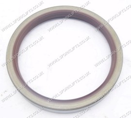 HYSTER OIL SEAL (LS1434)