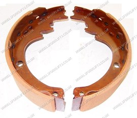 TCM BRAKE SHOE KIT (LS4497)