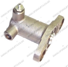 WHEEL BRAKE CYLINDER R/H (LS2467)