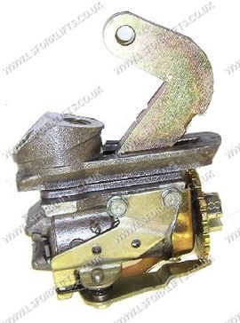 WHEEL BRAKE CYLINDER R/H (LS2324)