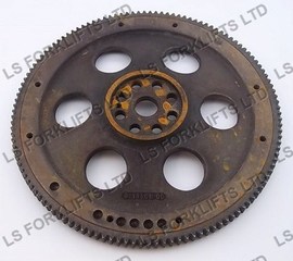 USED YALE MAZDA TM FLY WHEEL AND RING GEAR ASSEMBLY (LS3269)
