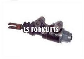 TOYOTA MASTER CYLINDER (LS4979)