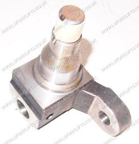 TOYOTA STEERING KNUCKLE RH (LS5866)