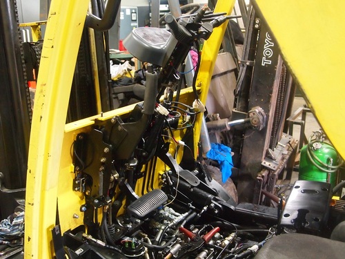 HYSTER FORTENS REFIT LH mast and steering controls